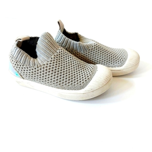 Grey Stretch Slip On Shoes Size 6 Sneakers Early Walker Cat &‎ Jack